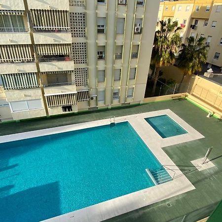 Amplio Piso En Centro De Torre Del Mar Apartment Exterior photo
