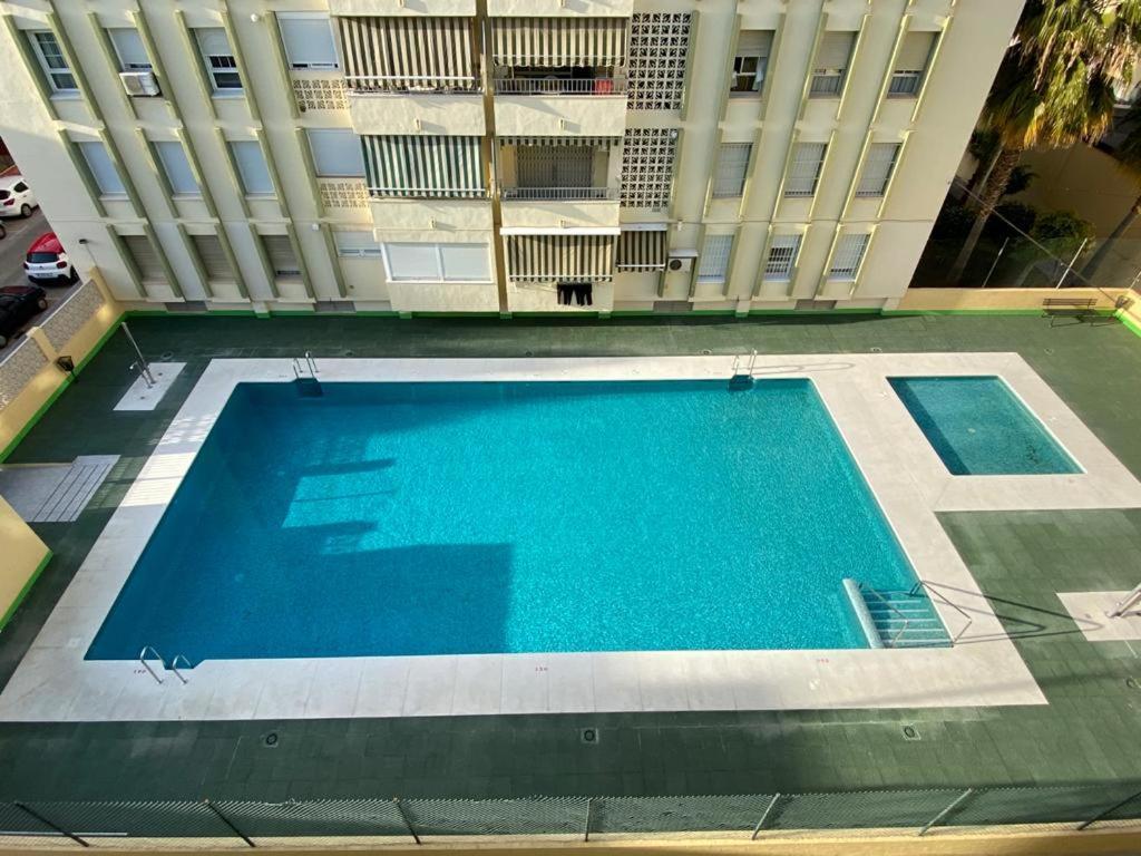 Amplio Piso En Centro De Torre Del Mar Apartment Exterior photo