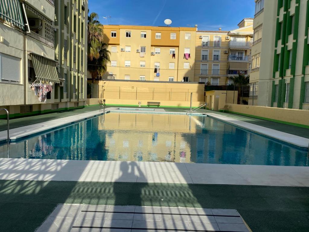 Amplio Piso En Centro De Torre Del Mar Apartment Exterior photo